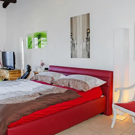 Appartement Miralago - Utoring-5 By Interhome *